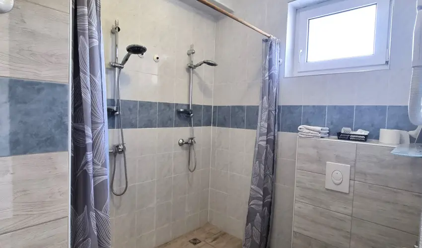 Duna-Beach Apartman Kimle - M�rcius 15. (min. 2 �j)