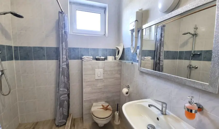 Duna-Beach Apartman Kimle - M�rcius 15. (min. 2 �j)