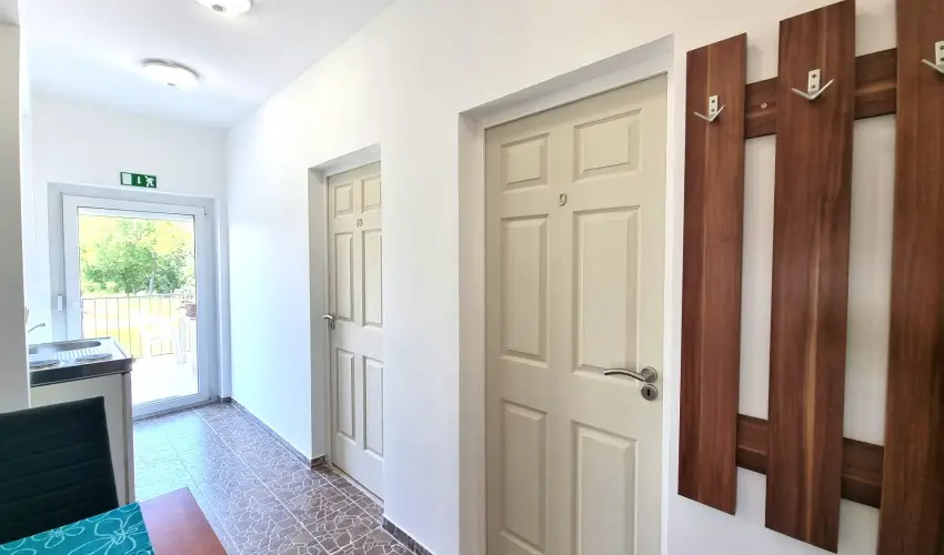 Duna-Beach Apartman Kimle - M�rcius 15. (min. 2 �j)