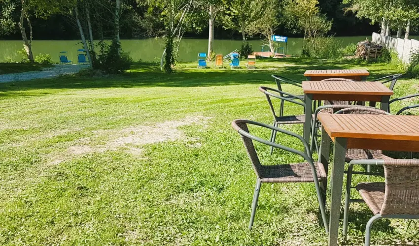 Duna-Beach Apartman Kimle - M�rcius 15. (min. 2 �j)