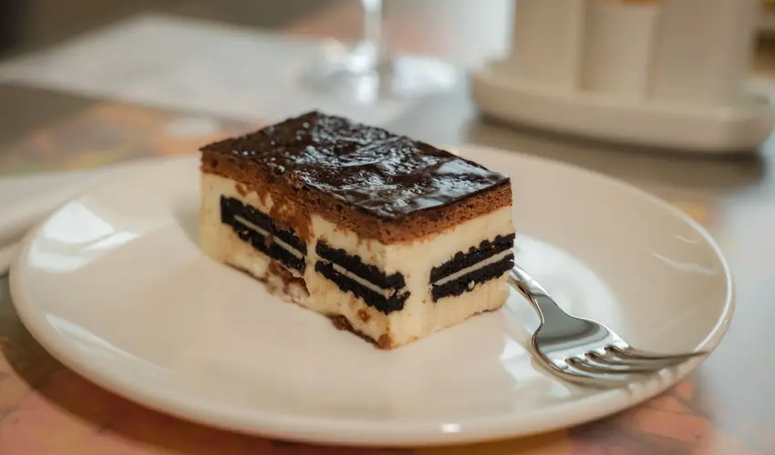 Eleven Business & Sport Hotel J�sz�roksz�ll�s - M�rcius 15. 