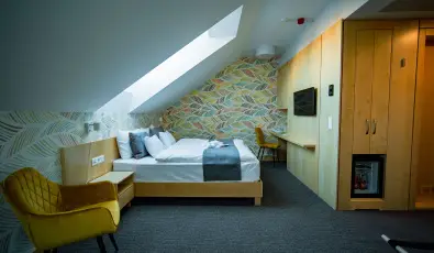 Eleven Business & Sport Hotel J�sz�roksz�ll�s