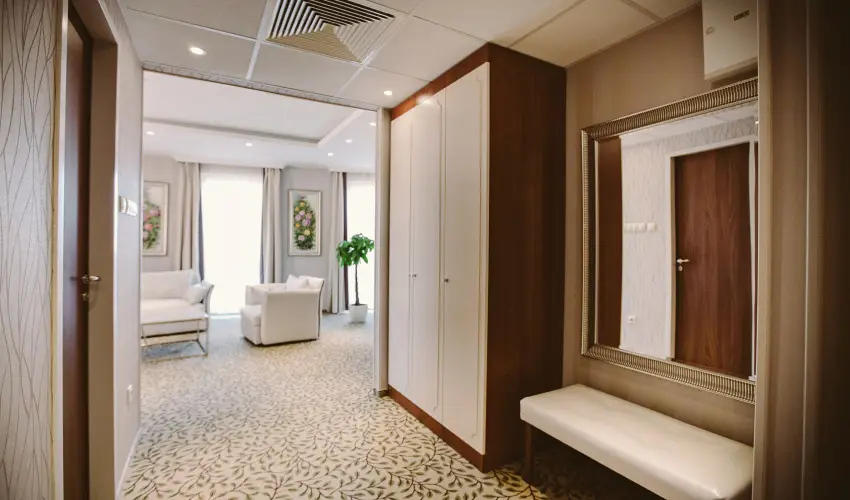 Elix�r Medical Wellness Hotel M�rahalom - M�rcius 15. (min. 2 �j)