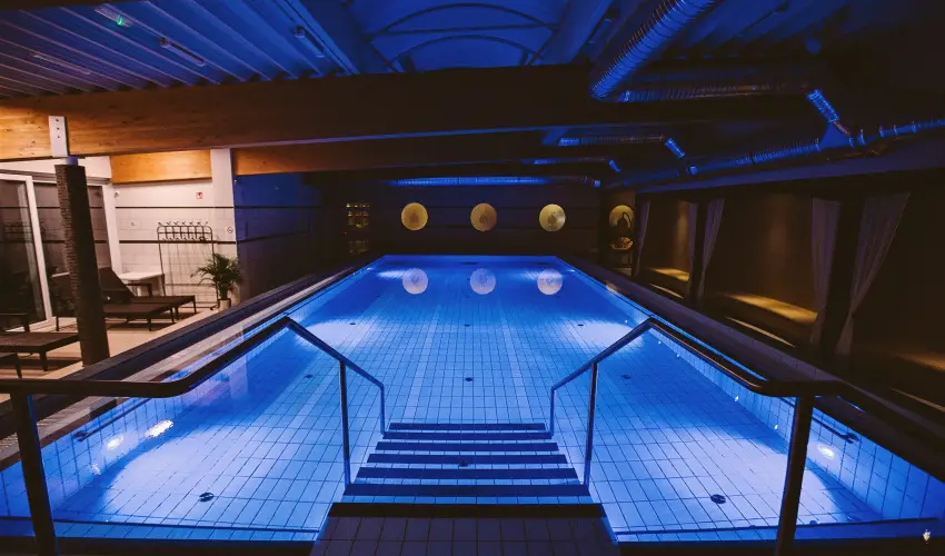 Elix�r Medical Wellness Hotel M�rahalom - M�rcius 15. (min. 2 �j)