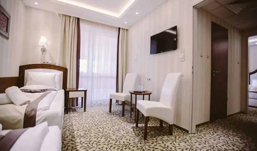 Elix�r Medical Wellness Hotel M�rahalom - M�rcius 15. (min. 2 �j)
