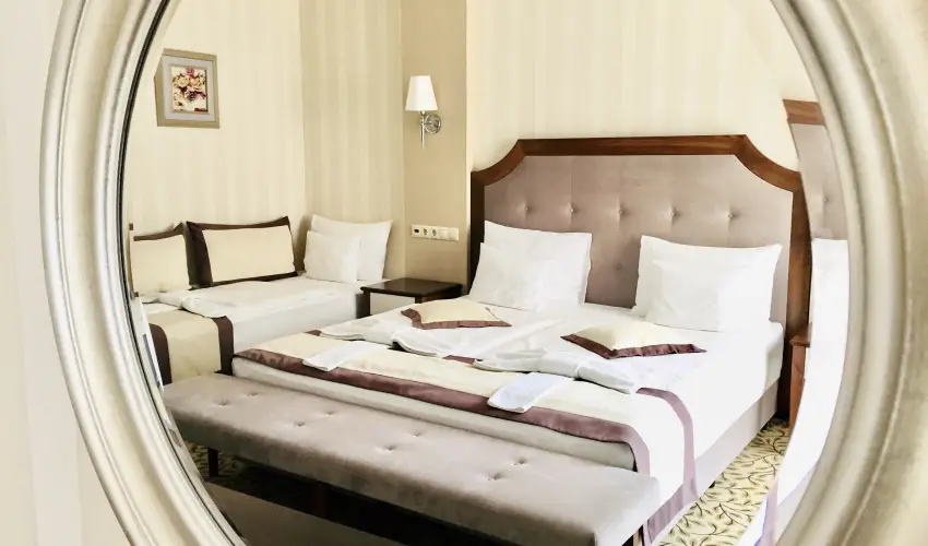 Elix�r Medical Wellness Hotel M�rahalom - M�rcius 15. (min. 2 �j)