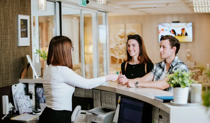 Elix�r Medical Wellness Hotel M�rahalom - M�rcius 15. (min. 2 �j)