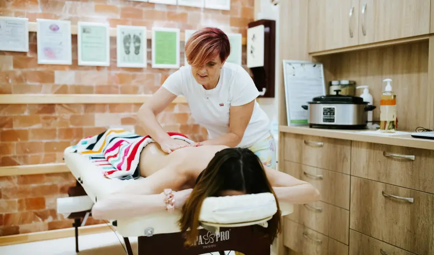 Elix�r Medical Wellness Hotel M�rahalom - M�rcius 15. (min. 2 �j)