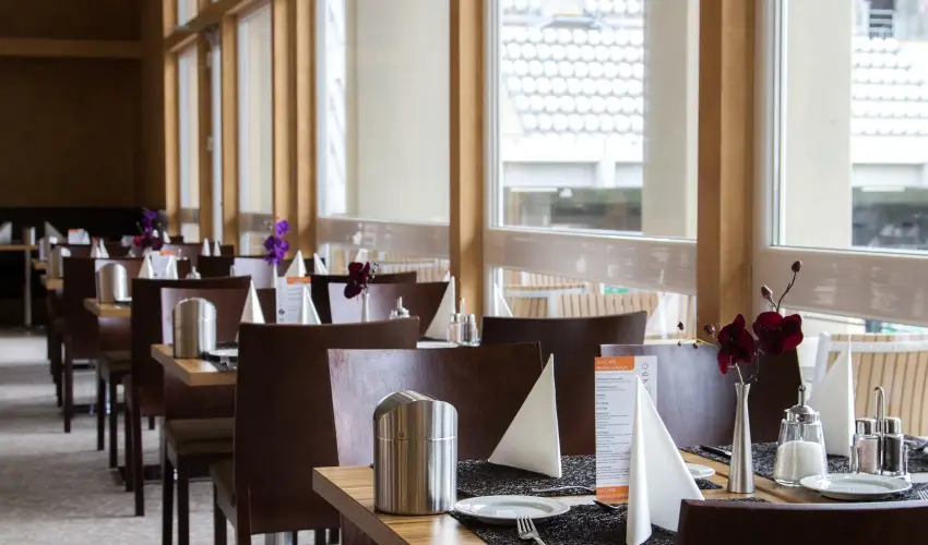 ETO Park Hotel Superior Business & Stadium Gy�r - M�rcius 15. 