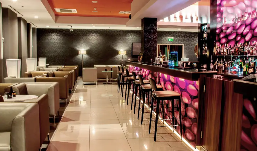 ETO Park Hotel Superior Business & Stadium Gy�r - M�rcius 15. 