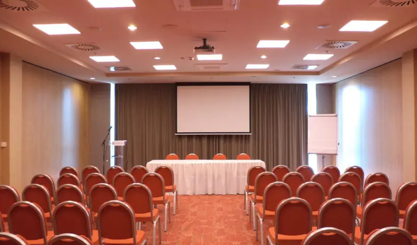 ETO Park Hotel Superior Business & Stadium Gy�r - M�rcius 15. 
