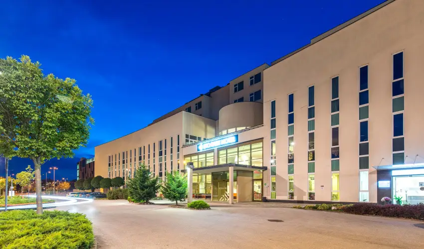 ETO Park Hotel Superior Business & Stadium Gy�r - M�rcius 15. 