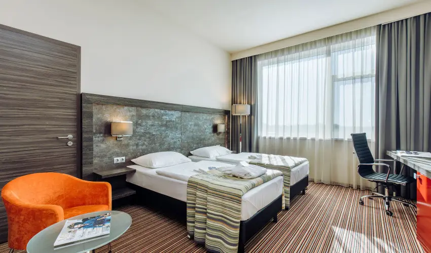 ETO Park Hotel Superior Business & Stadium Gy�r - M�rcius 15. 