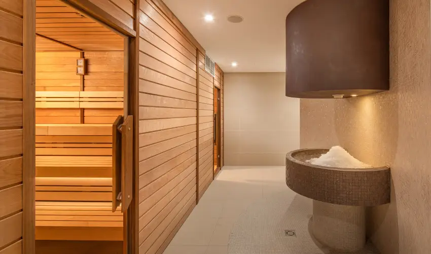 Fagus Hotel Sopron - M�rcius 15. (min. 3 �j)