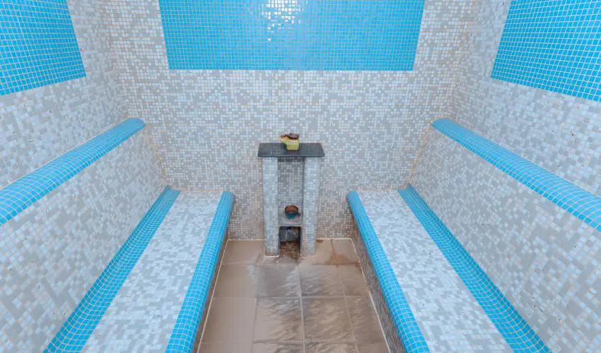 Fried Kast�ly Hotel Simontornya - M�rcius 15.  - teljes el�refizet�ssel (min. 2 �j)
