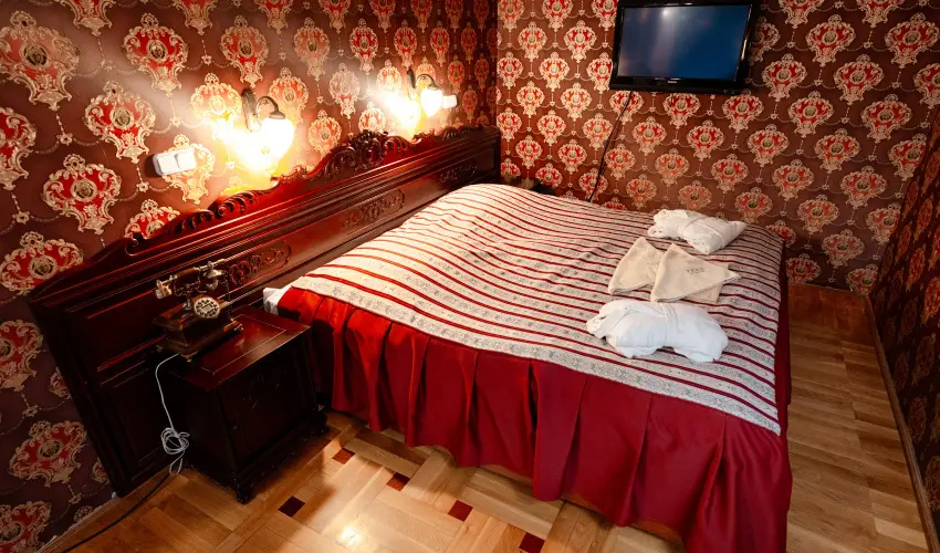 Fried Kast�ly Hotel Simontornya - M�rcius 15.  - teljes el�refizet�ssel (min. 2 �j)