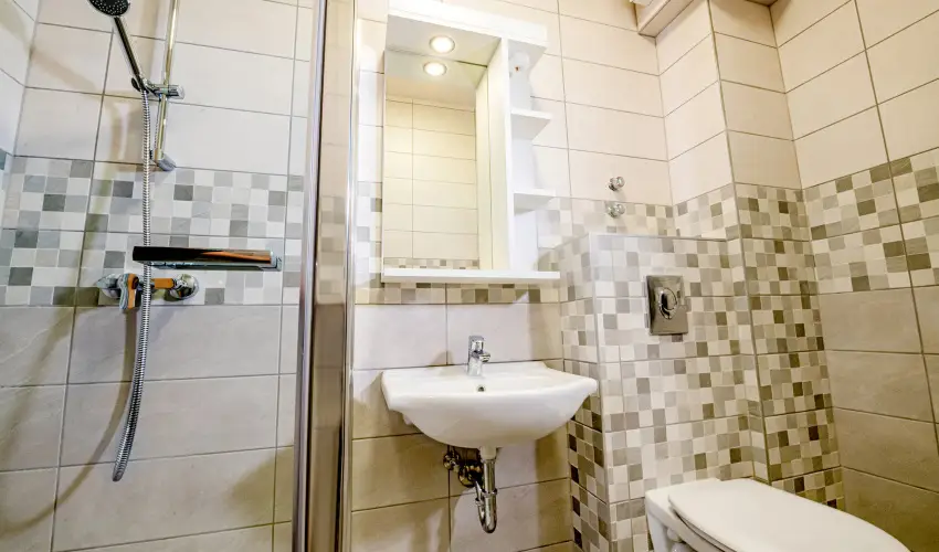 F�rd� Hotel Zalakaros - M�rcius 15. (min. 2 �j)