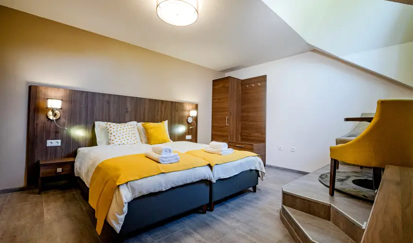 F�rd� Hotel Zalakaros - M�rcius 15. (min. 2 �j)