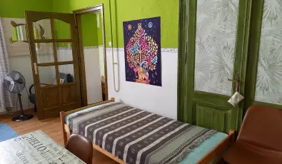 G�bor Vend�gh�z Eger