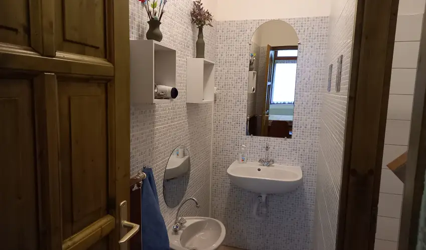 G�bor Vend�gh�z Eger - M�rcius 15.