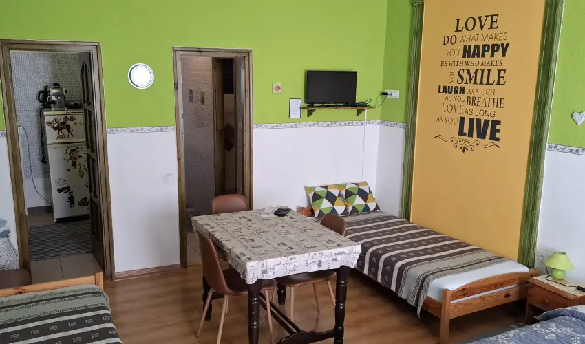 G�bor Vend�gh�z Eger - M�rcius 15.
