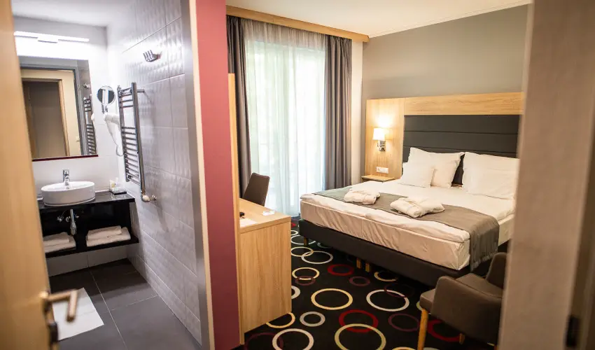 Garden Hotel Wellness & Konferencia Szolnok - M�rcius 15. 