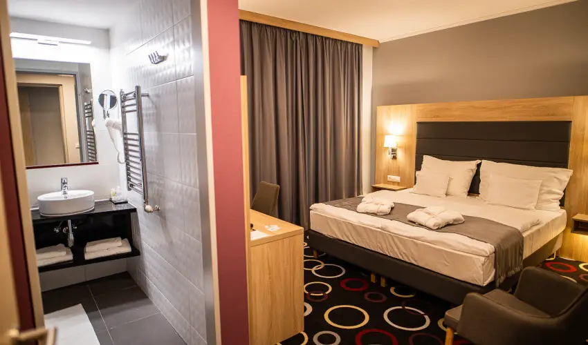 Garden Hotel Wellness & Konferencia Szolnok - M�rcius 15. 