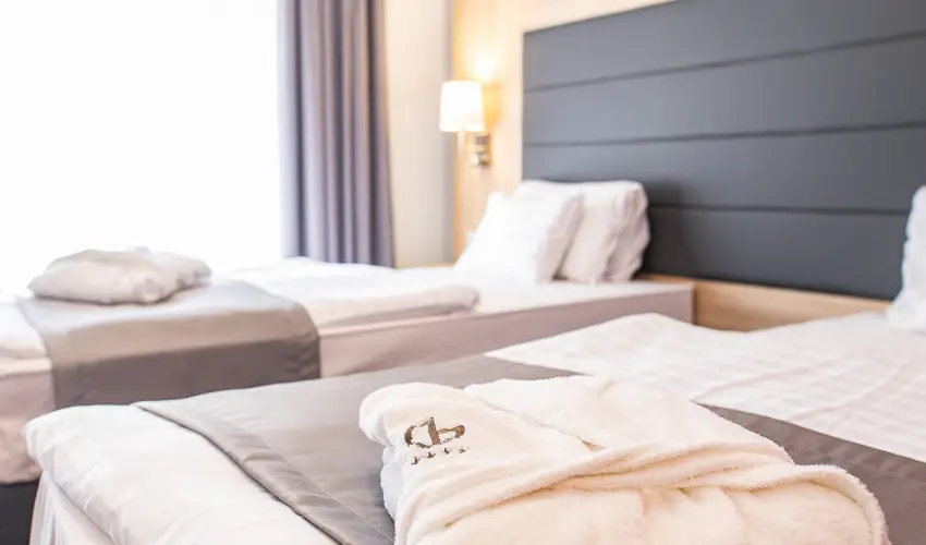 Garden Hotel Wellness & Konferencia Szolnok - M�rcius 15. 