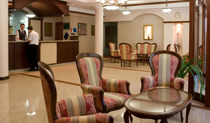 Ger�by K�ria Hotel �s Lovasudvar Lajosmizse - M�rcius 15. 