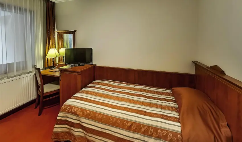 Ger�by K�ria Hotel �s Lovasudvar Lajosmizse - M�rcius 15. 