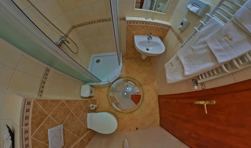 Ger�by K�ria Hotel �s Lovasudvar Lajosmizse - M�rcius 15. 