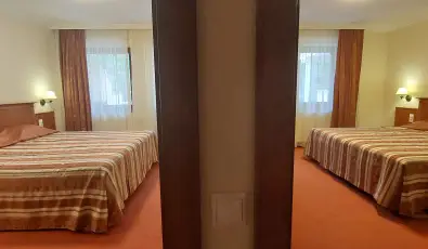 Ger�by K�ria Hotel �s Lovasudvar Lajosmizse