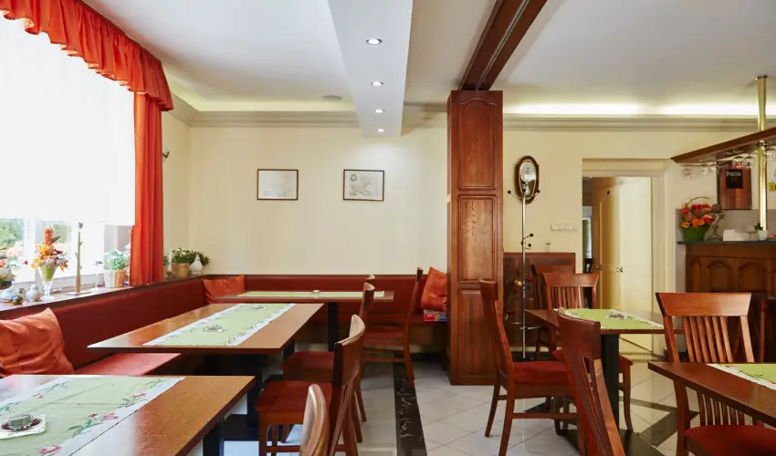 Gold Haus Panzi� Balatonf�red - M�rcius 15. 