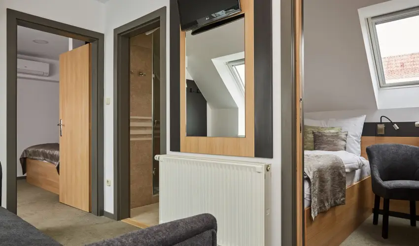 Gold Haus Panzi� Balatonf�red - M�rcius 15. 