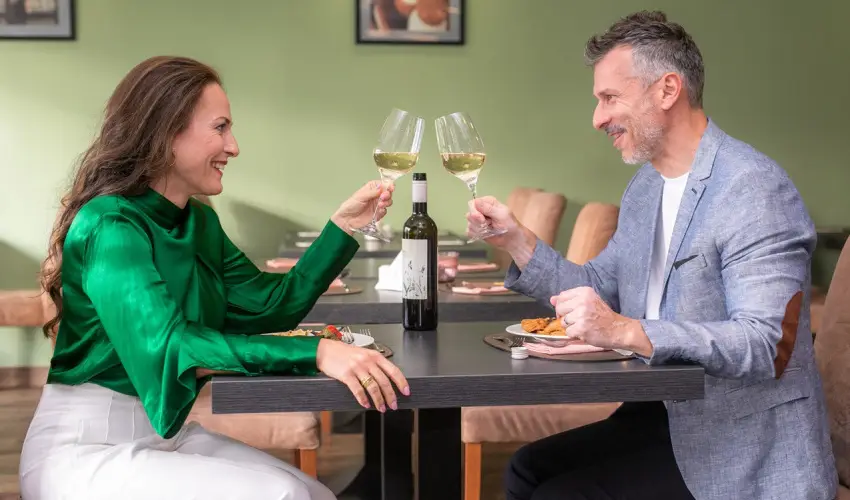 Gotthard Therme Hotel & Conference Szentgotth�rd - M�rcius 15.  (min. 2 �j)