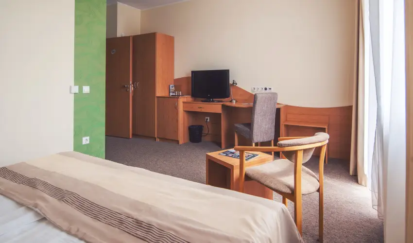 Granada Konferencia Wellness �s Sport Hotel Kecskem�t - M�rcius 15. 