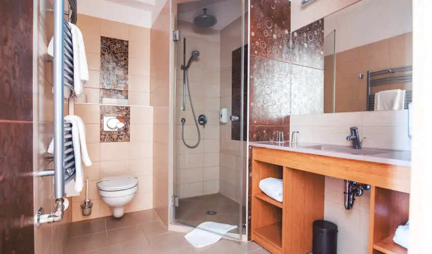 Granada Konferencia Wellness �s Sport Hotel Kecskem�t - M�rcius 15. 