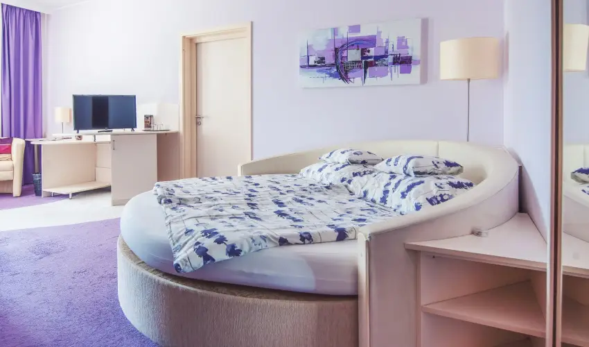 Granada Konferencia Wellness �s Sport Hotel Kecskem�t - M�rcius 15. 
