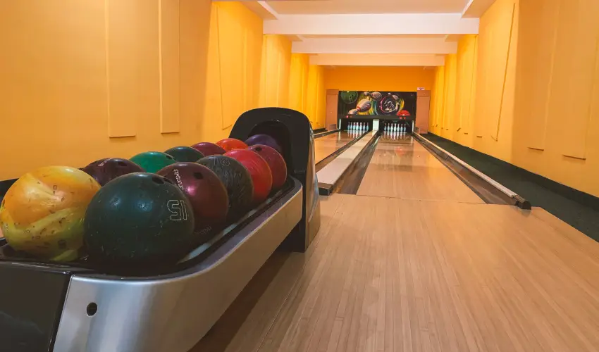 Granada Konferencia Wellness �s Sport Hotel Kecskem�t - M�rcius 15. 