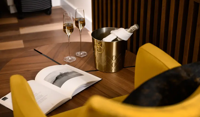Grand Hotel Esztergom Esztergom - M�rcius 15. (min. 2 �j)