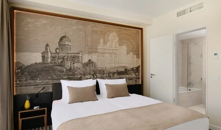 Grand Hotel Esztergom Esztergom - M�rcius 15. (min. 2 �j)