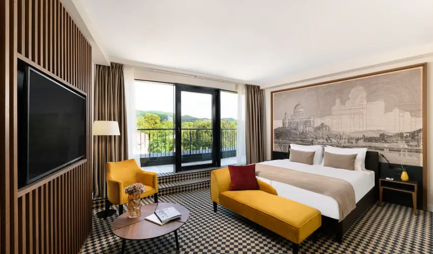 Grand Hotel Esztergom Esztergom - M�rcius 15. (min. 2 �j)
