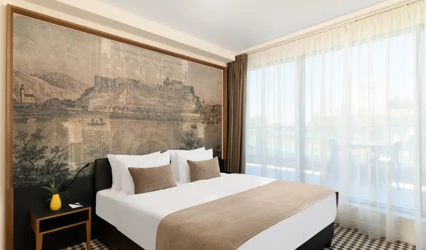 Grand Hotel Esztergom Esztergom - M�rcius 15. (min. 2 �j)