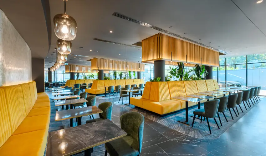 Grand Hotel Esztergom Esztergom - M�rcius 15. (min. 2 �j)