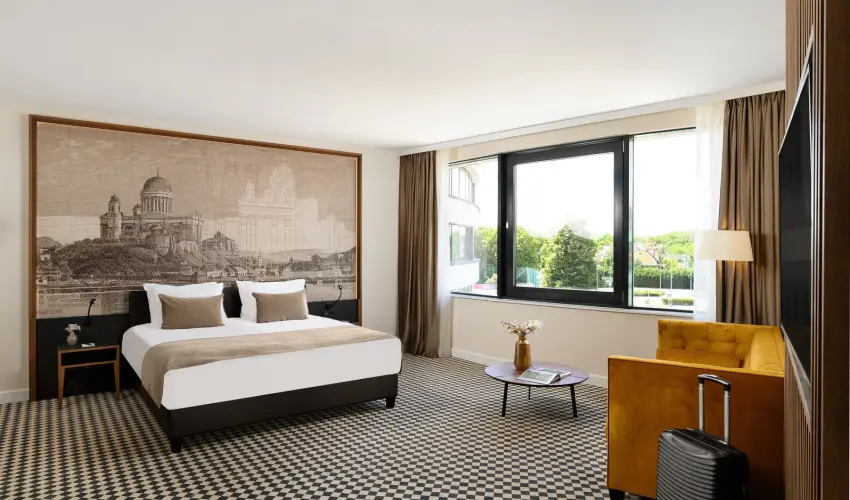 Grand Hotel Esztergom Esztergom - M�rcius 15. (min. 2 �j)