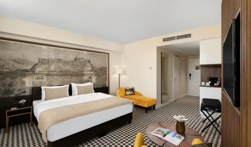 Grand Hotel Esztergom Esztergom - M�rcius 15. (min. 2 �j)