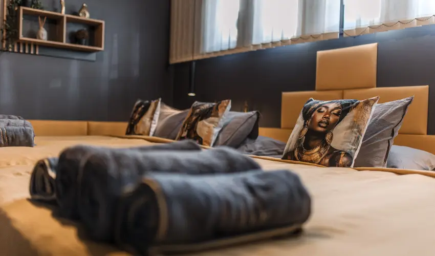 Greyhouse Apartments Hark�ny - M�rcius 15.