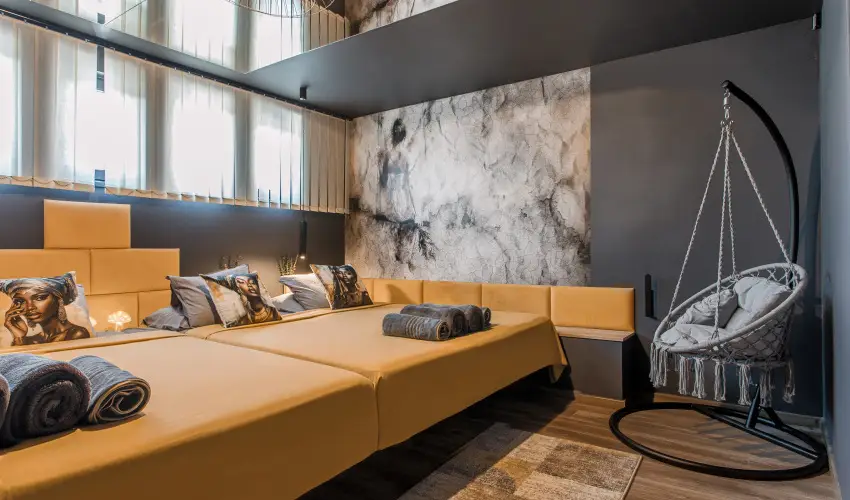 Greyhouse Apartments Hark�ny - M�rcius 15.