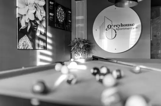 Greyhouse Apartments - M�rcius 15.