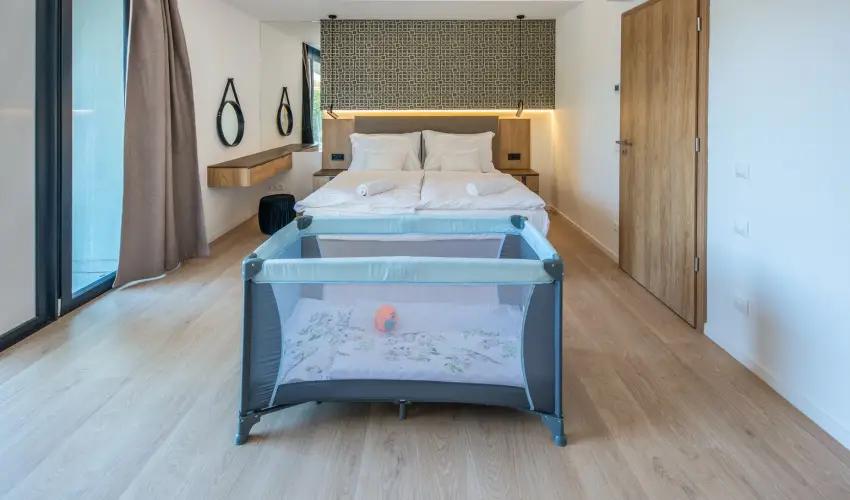 H55 Balatonlelle Apartmanh�zak Balatonlelle - M�rcius 15.  (min. 2 �j)